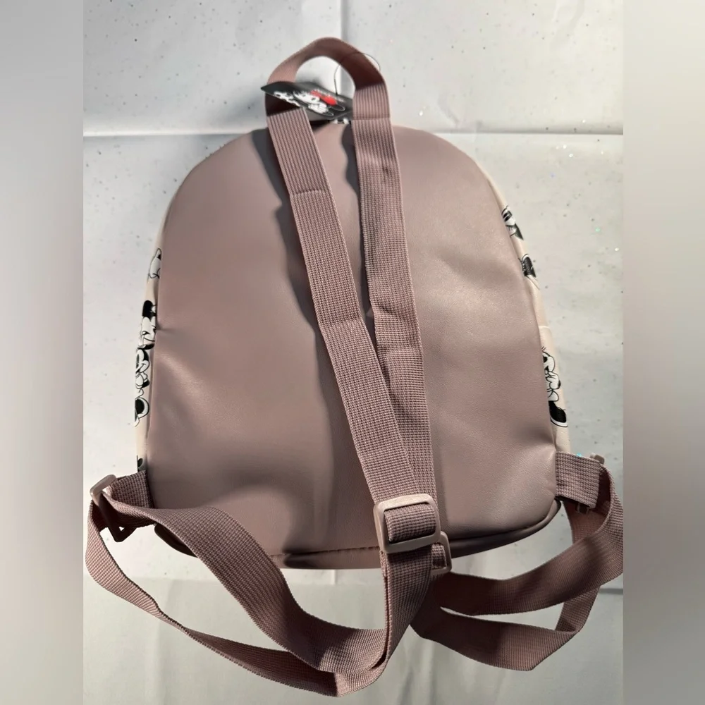 NWT Disney Minnie Mouse cream/mauve backpack. Disneyworld disneyland